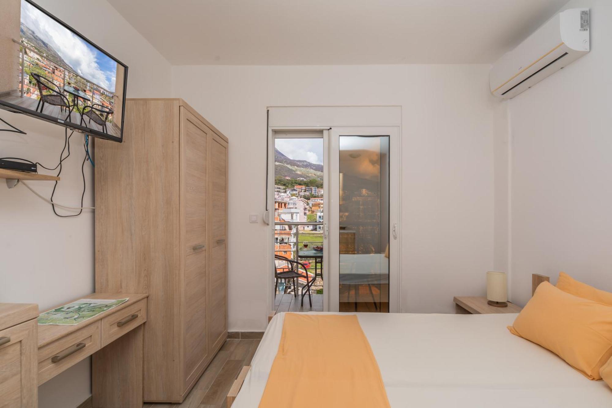 Apartments Dobra Voda Kamer foto